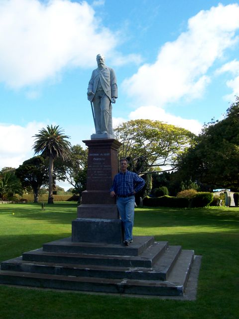 Statue of Arthur Albert Fantham